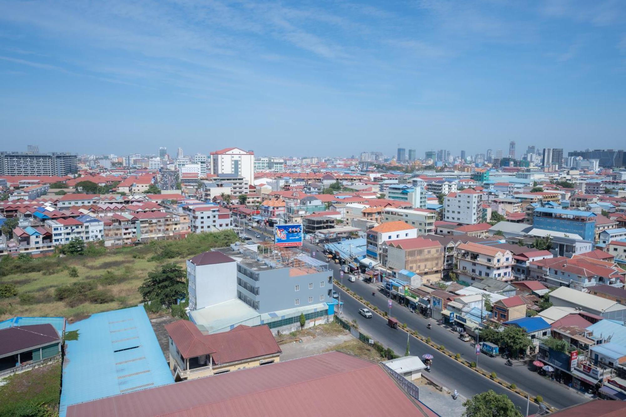 Ark House Hotel Phnom Penh Exterior photo